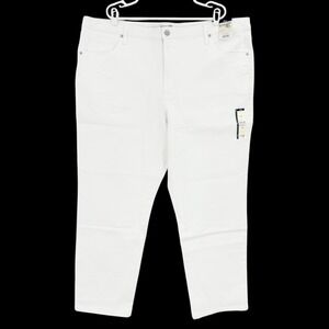 NWT Terra & Sky Women's Straight High Rise Stretch White Denim Jeans Plus Sz 24W